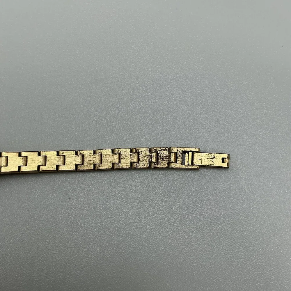 Vintage Waltham Womens Watch 17mm Champagne Dial Gold Tone Manual Wind 6.25